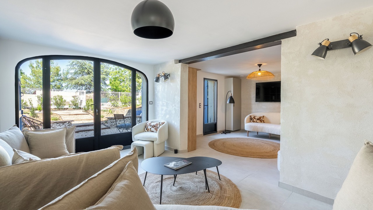 Photo of Livingroom in Maubec