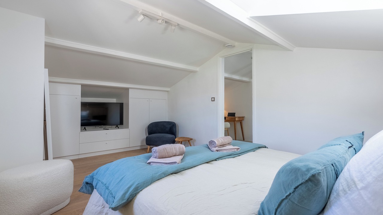 Photo of Bedroom in Maubec