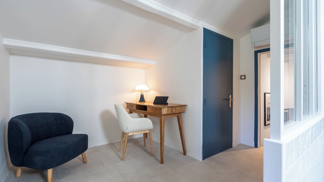 Photo of Others in Maubec