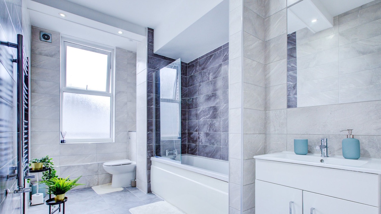 Photo of Bathroom in Sutton Central