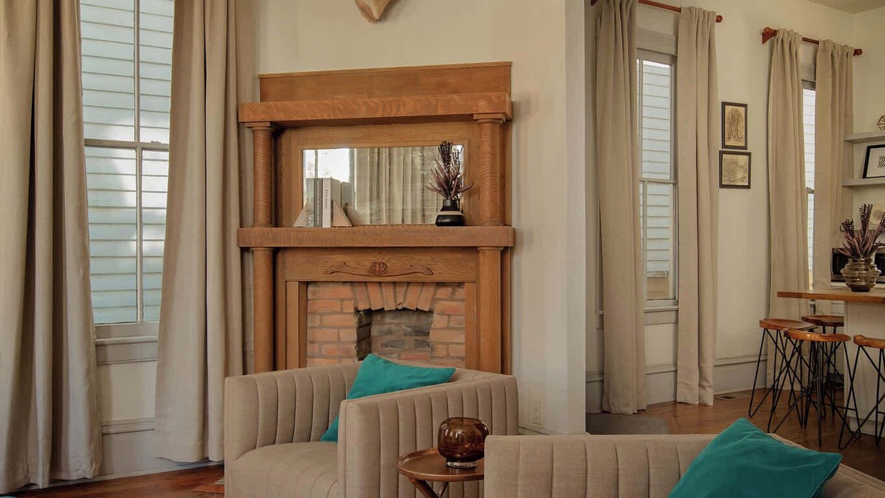 Photo of Livingroom in Dixon Park