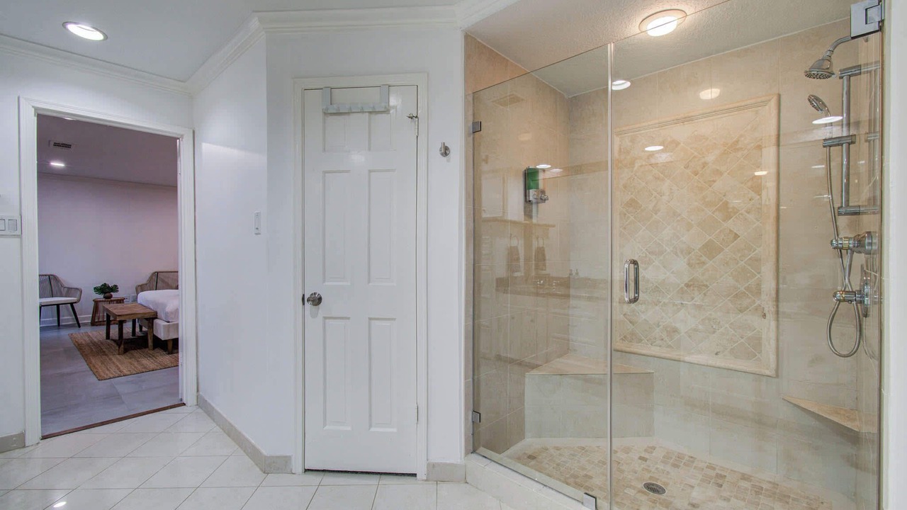 Photo of Bathroom in Barker
