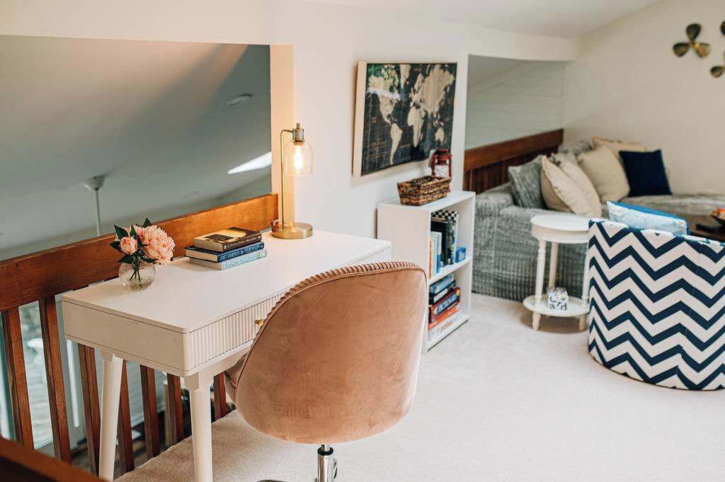 Photo of Livingroom in Deltaville