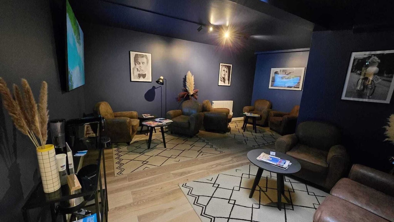 Photo of Others in Vanves