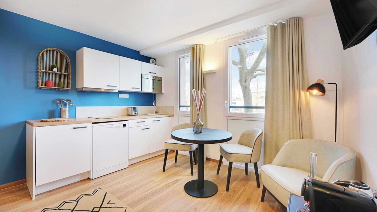 Photo of Others in Vanves