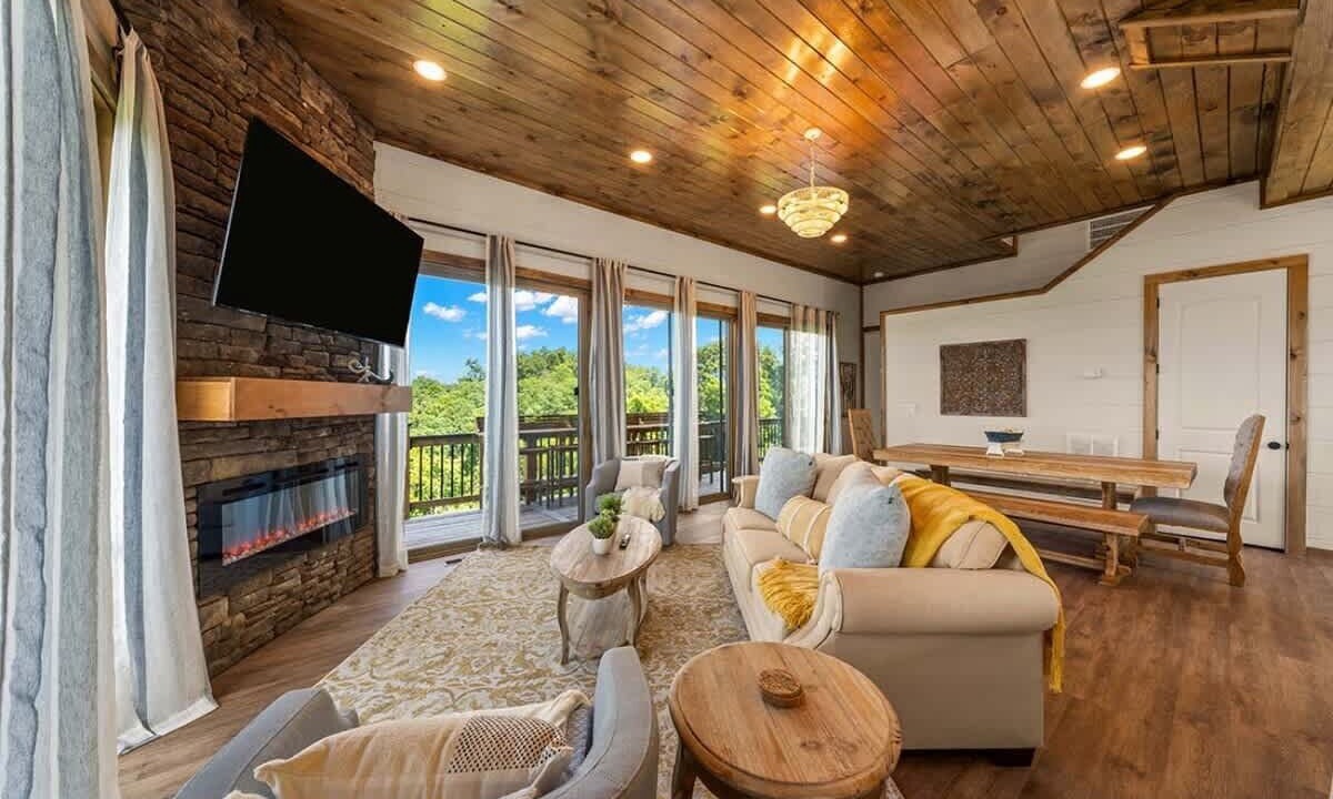 Photo of Livingroom in Sevierville
