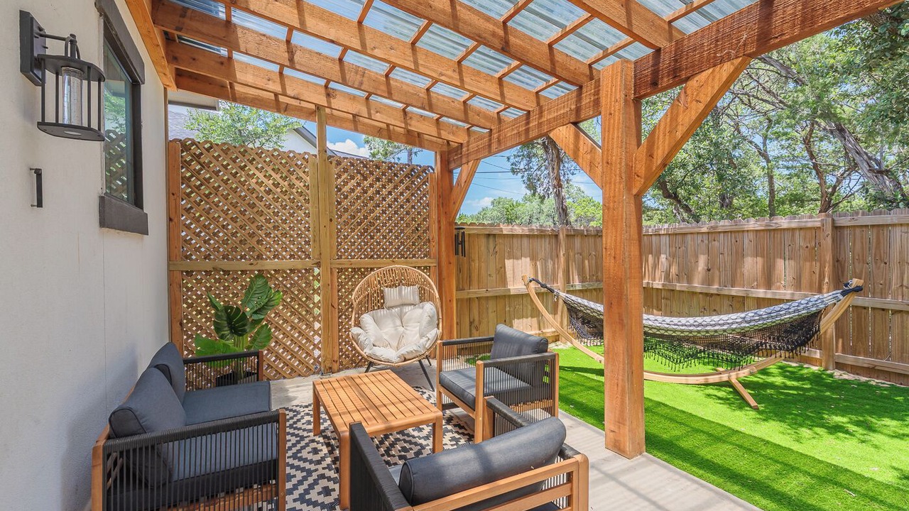 Photo of Patio Balcony in Wetmore