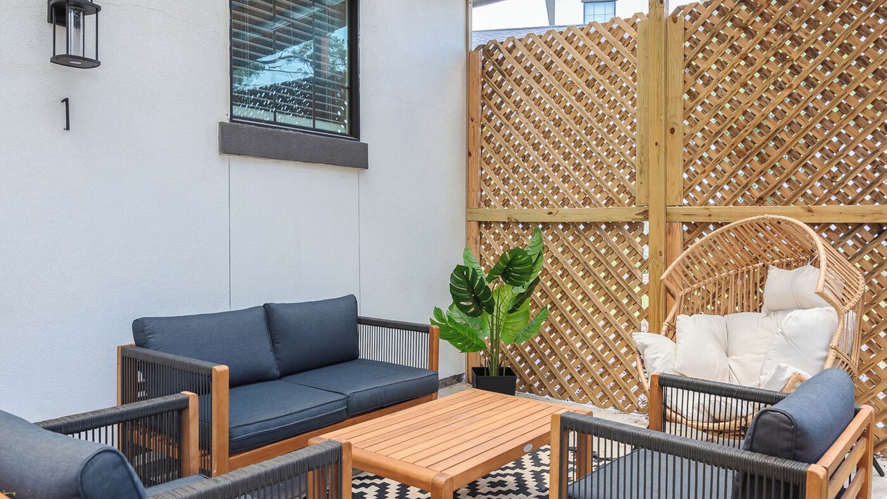 Photo of Patio Balcony in Wetmore