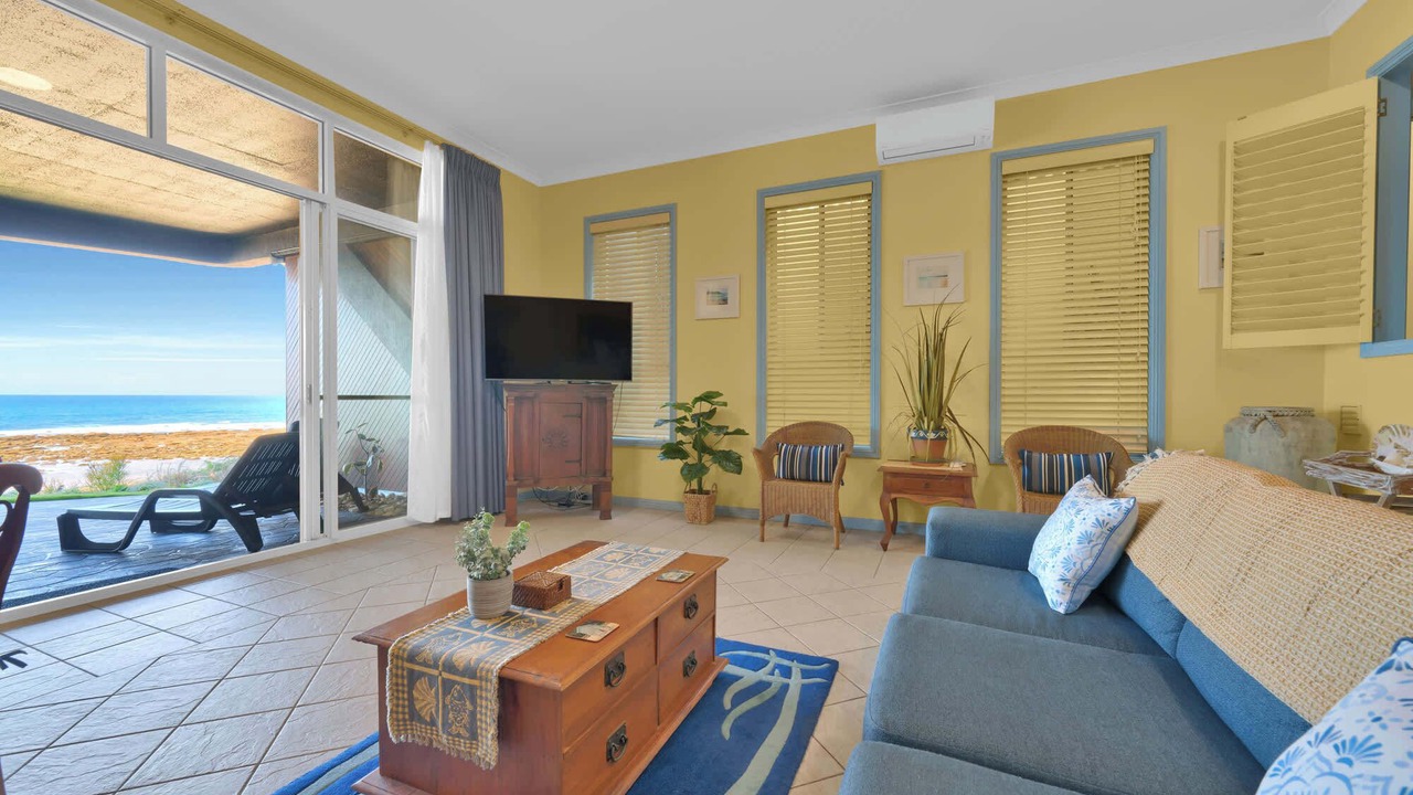 Photo of Others in Blue Bay