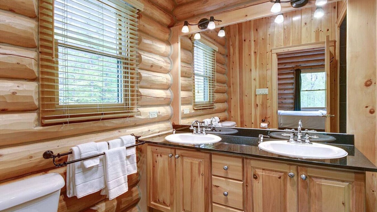 Photo of Bathroom in Mont-Tremblant