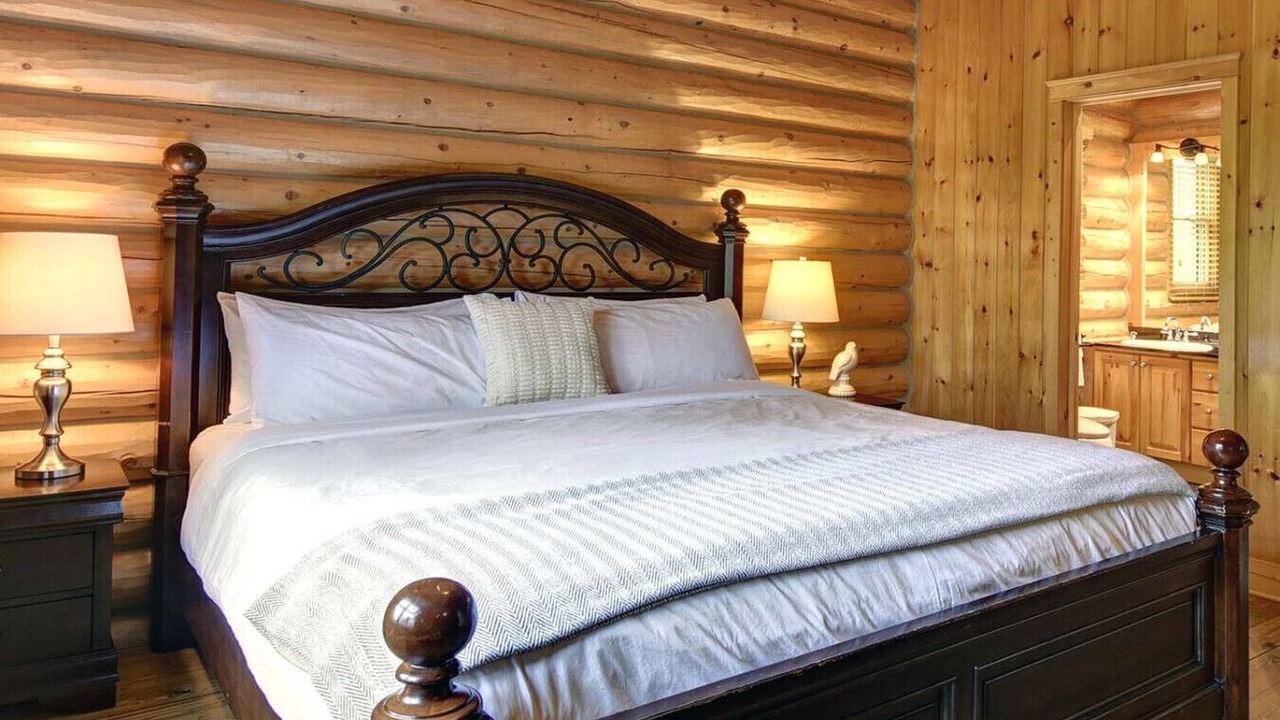 Photo of Bedroom in Mont-Tremblant