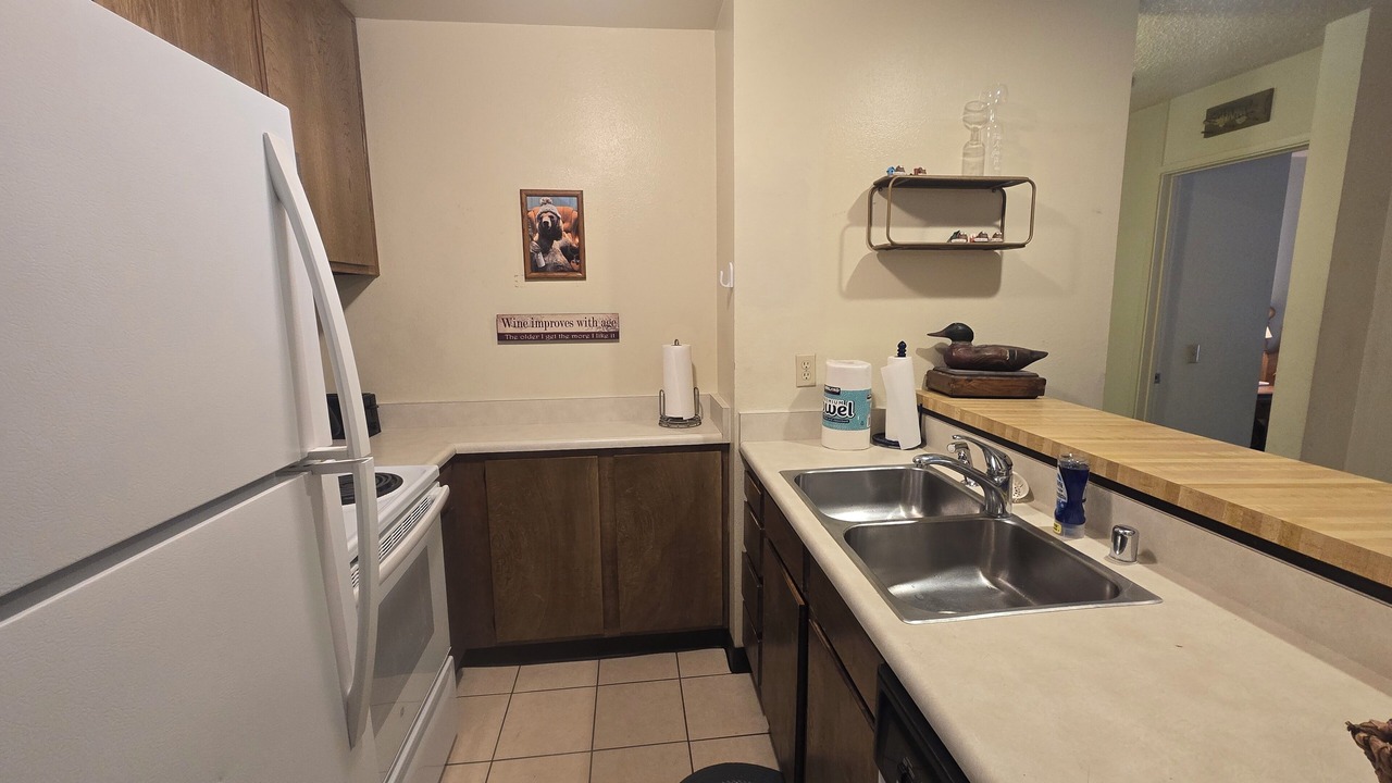 Photo of Kitchen in Mammoth Lakes