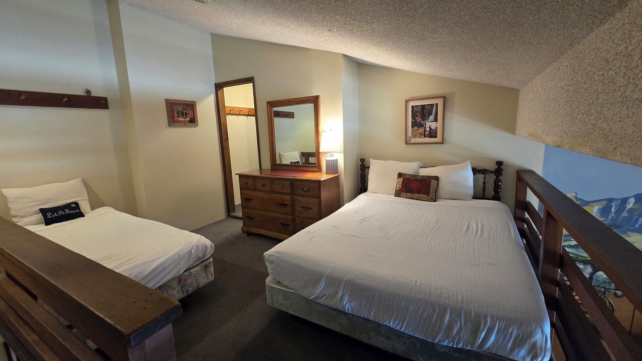 Photo of Livingroom in Mammoth Lakes