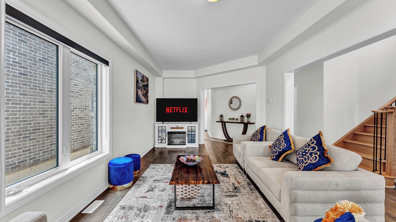 Photo of Livingroom in Thorold