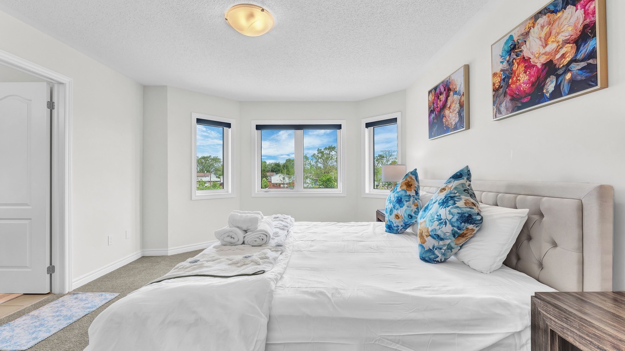 Photo of Bedroom in Thorold