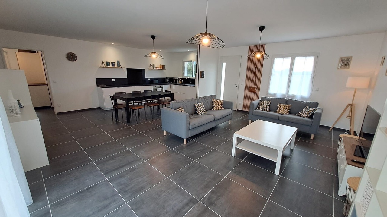 Photo of Livingroom in Salles-en-Toulon
