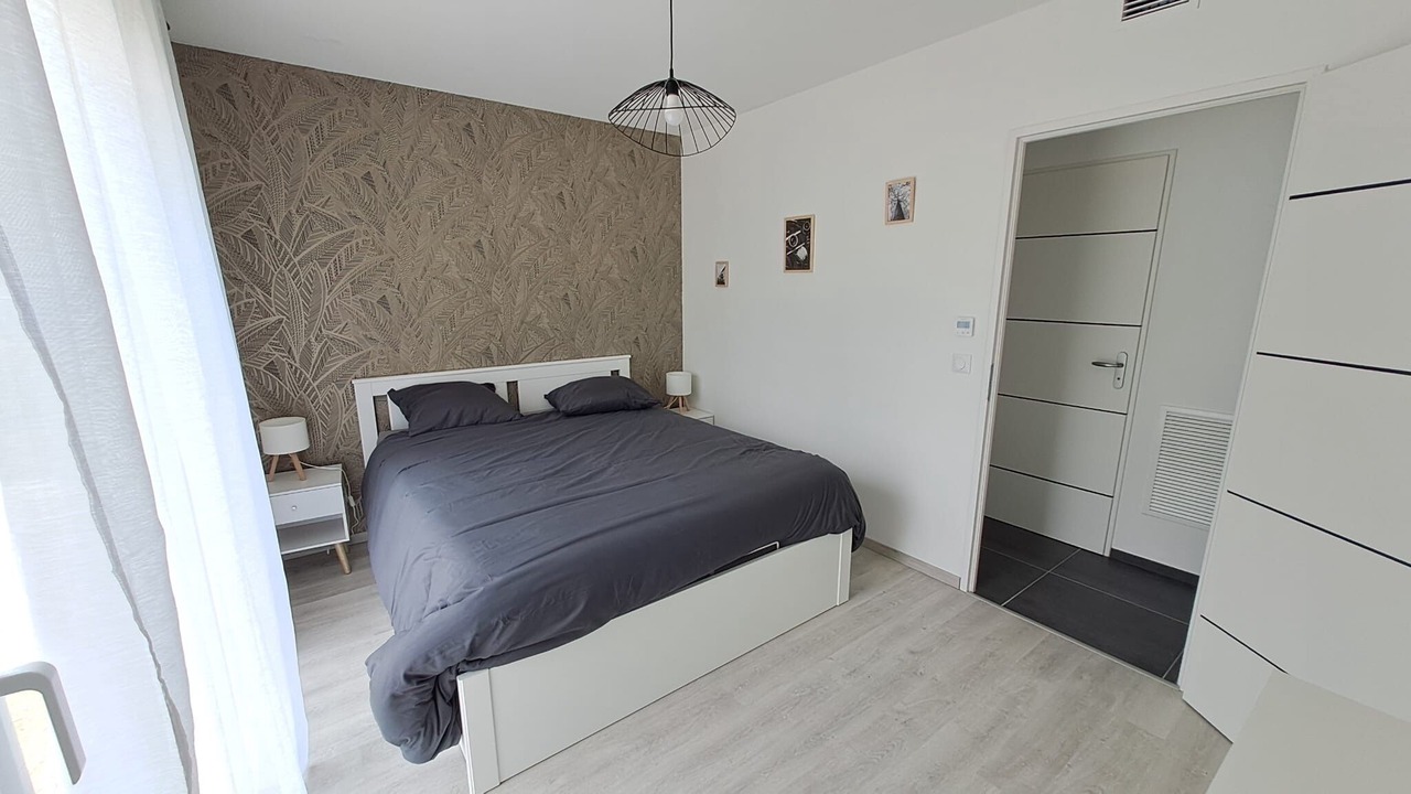 Photo of Bedroom in Salles-en-Toulon
