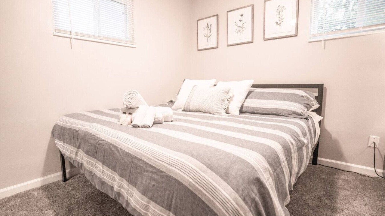 Photo of Bedroom in Franklin Park