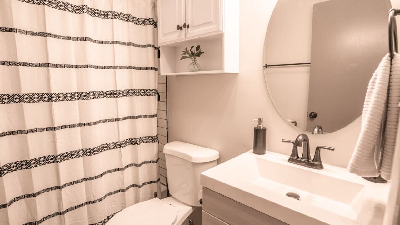 Photo of Bathroom in Franklin Park