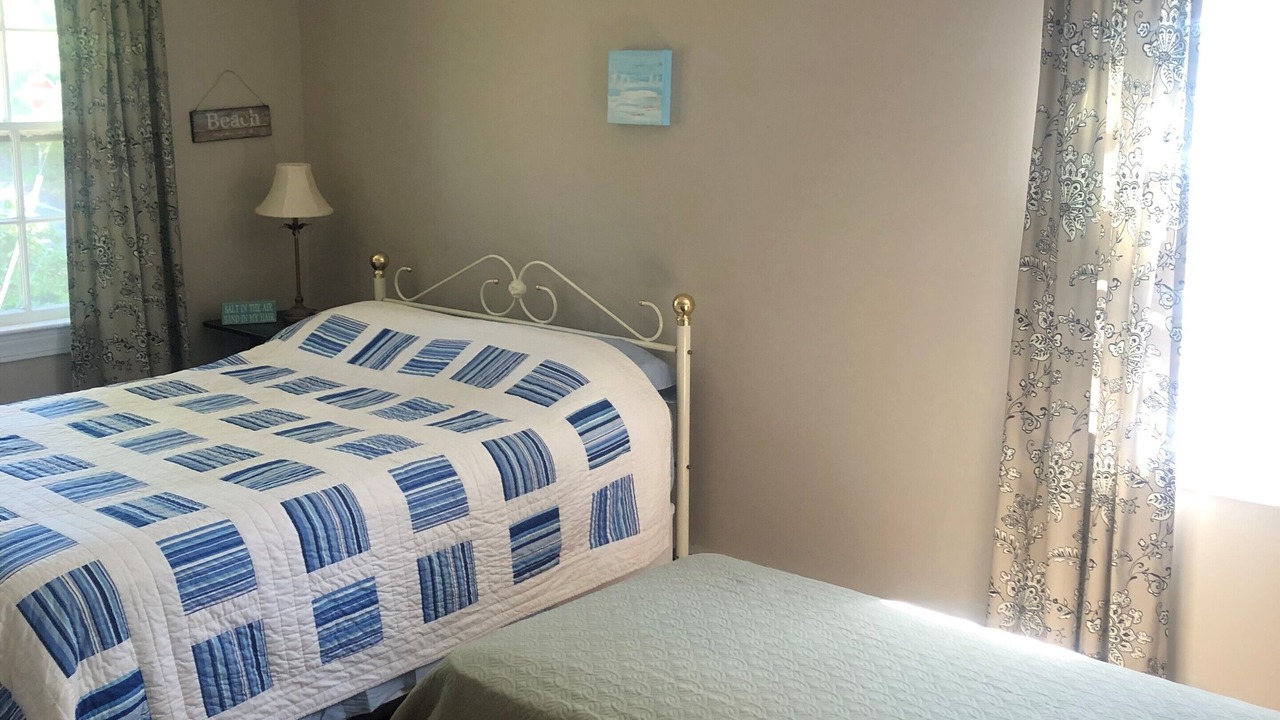 Photo of Bedroom in Centerville