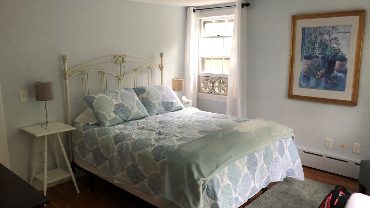 Photo of Bedroom in Centerville