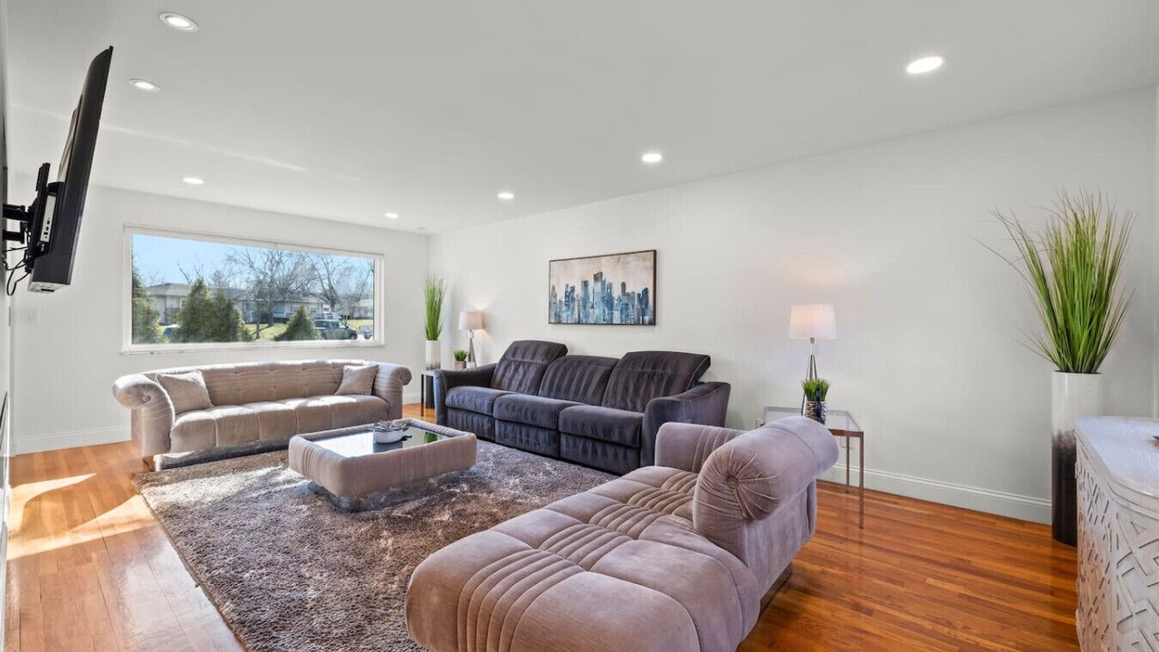 Photo of Livingroom in Northwest Columbus