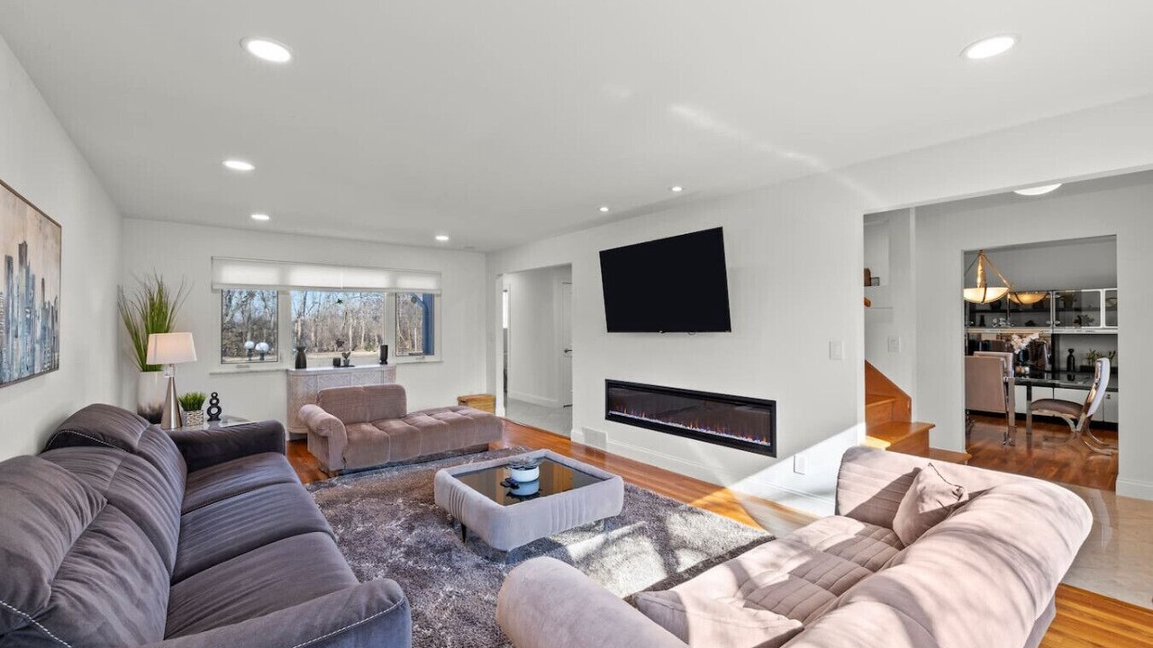 Photo of Livingroom in Northwest Columbus