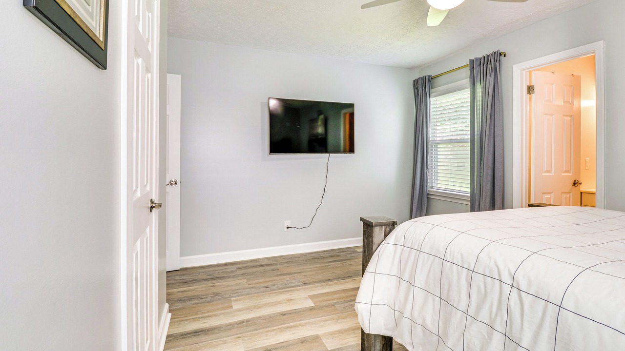 Photo of Bedroom in Newport News