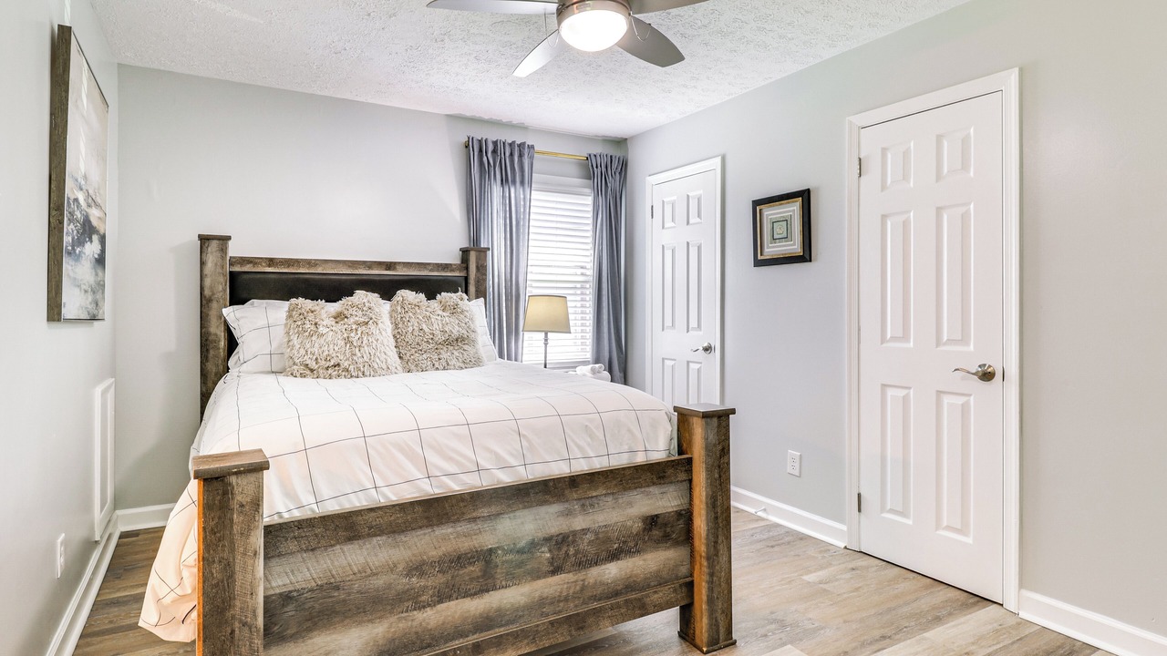 Photo of Bedroom in Newport News