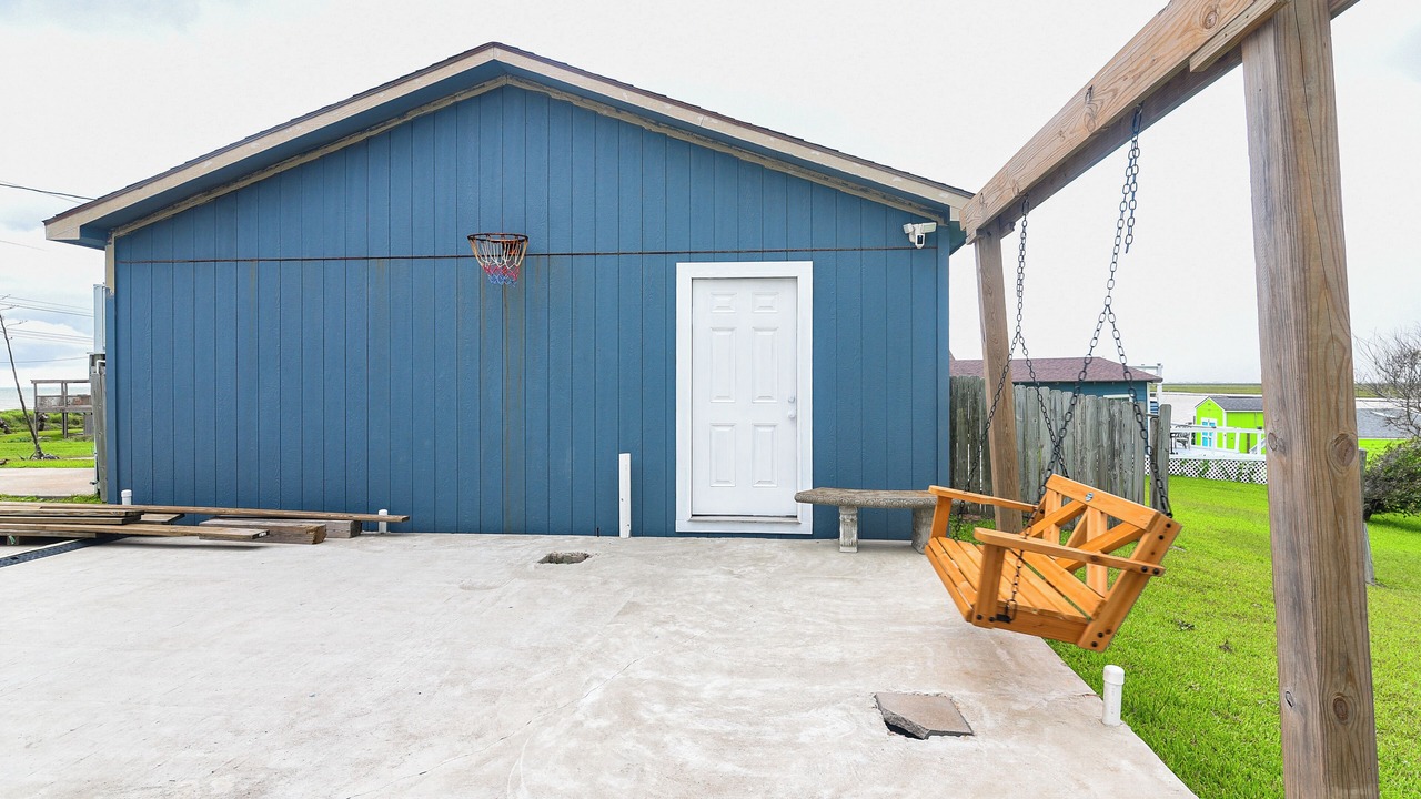Photo of Patio Balcony in Cedar Lane