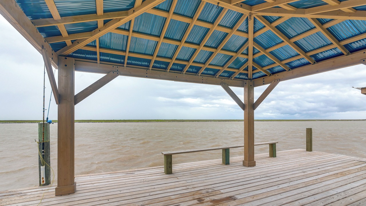 Photo of Patio Balcony in Cedar Lane
