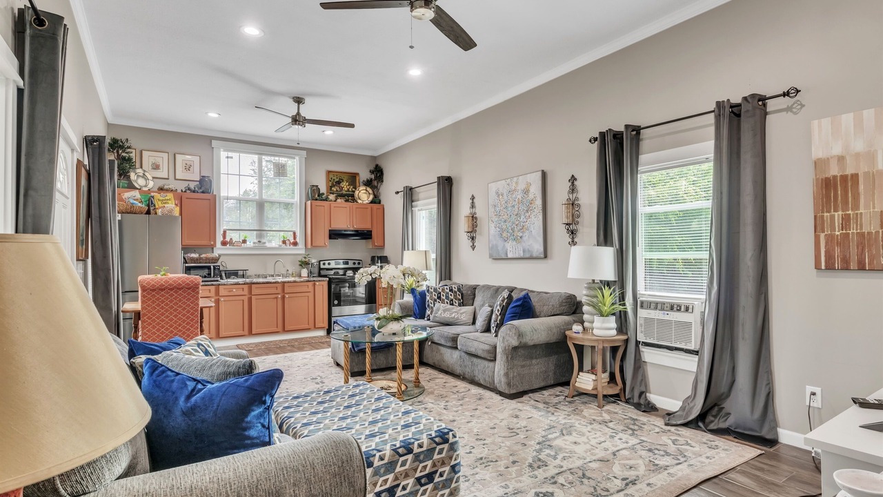Photo of Livingroom in Mayhew