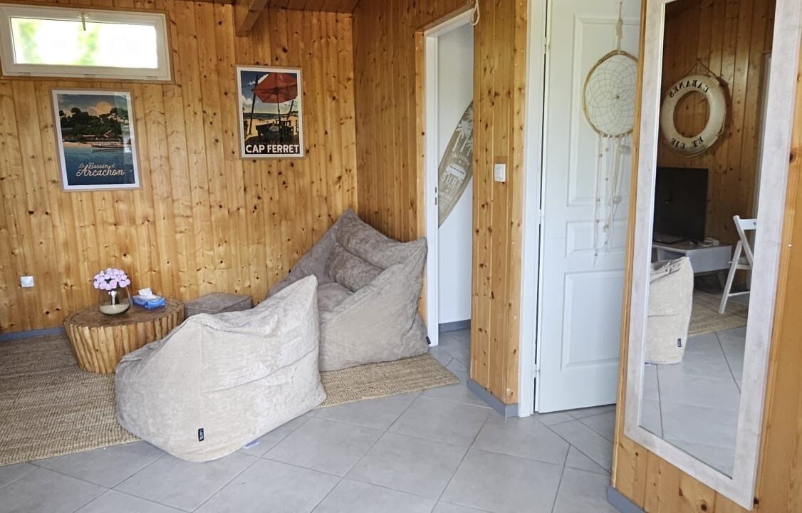 Photo of Others in Lanton