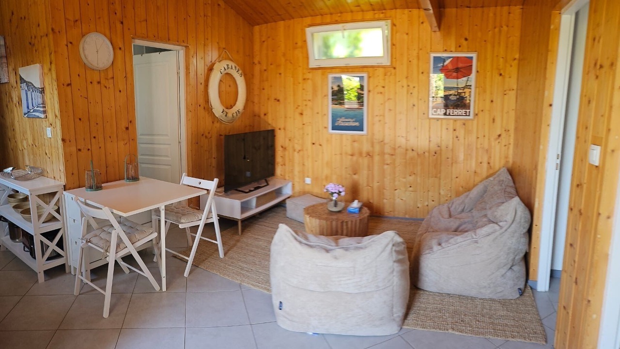 Photo of Livingroom in Lanton