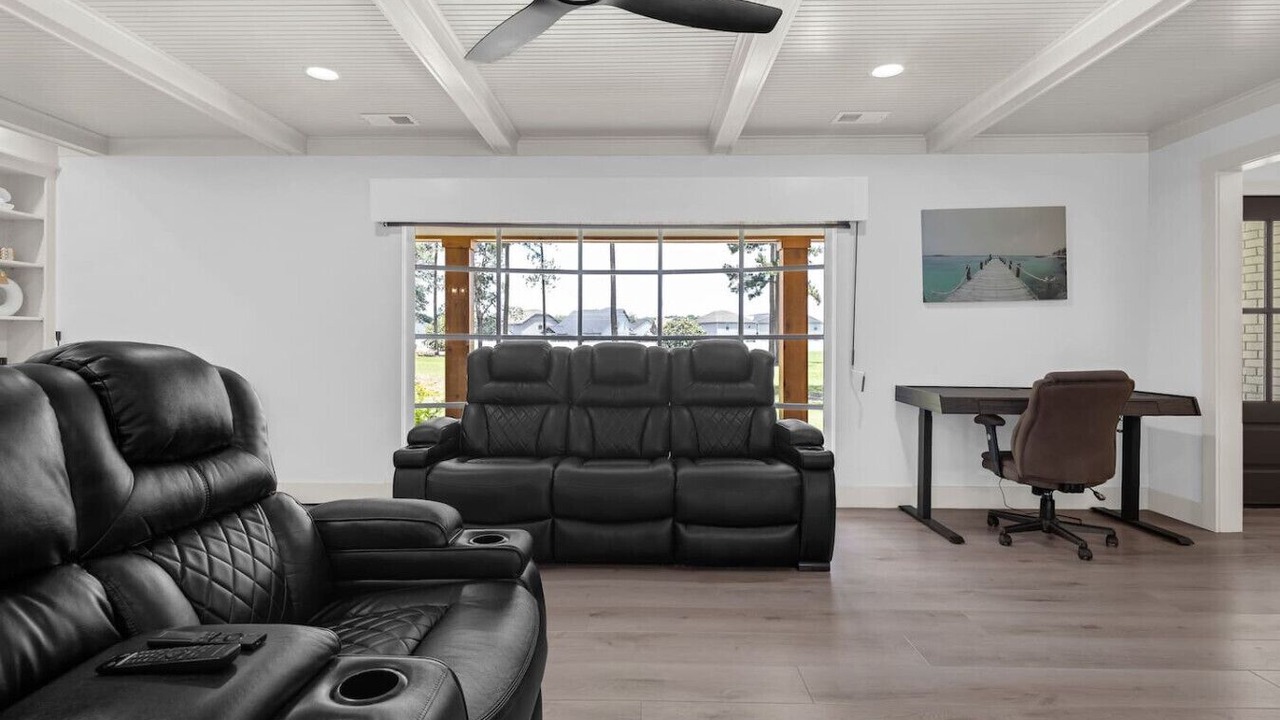 Photo of Livingroom in Cane Savannah