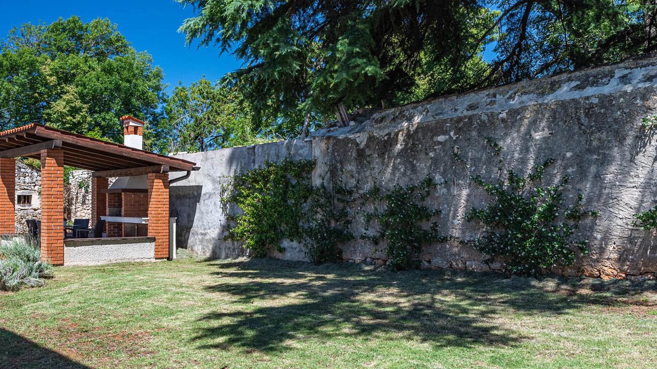 Photo of Outdoor in Farini