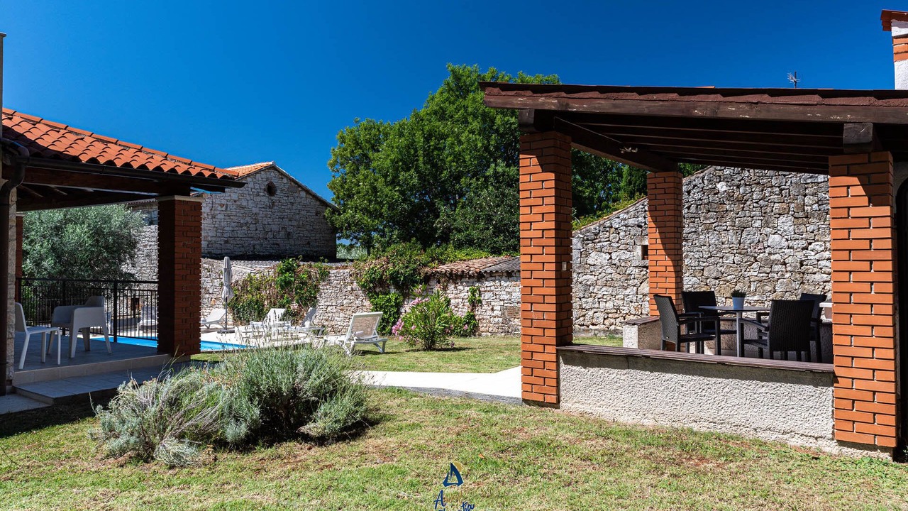 Photo of Outdoor in Farini
