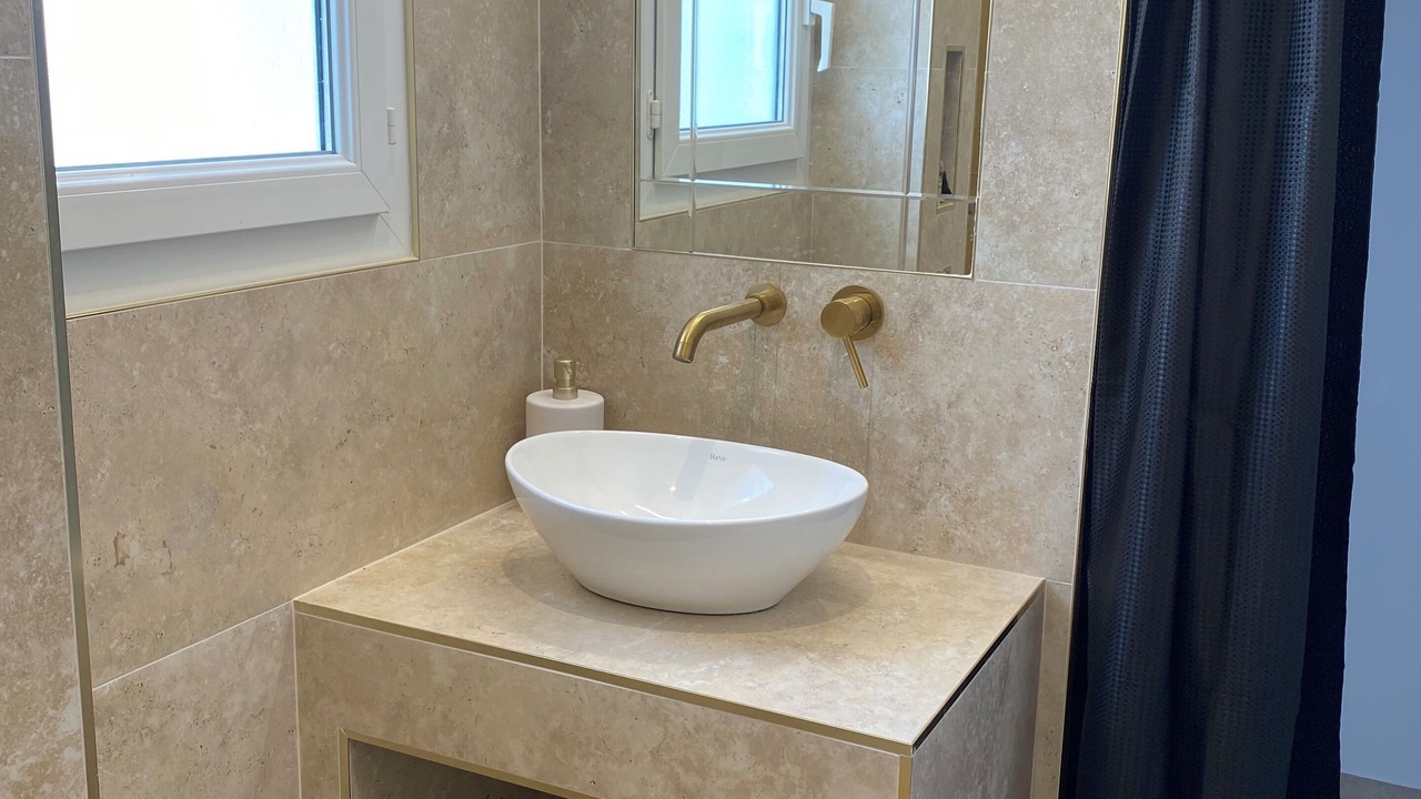 Photo of Bathroom in Piolenc