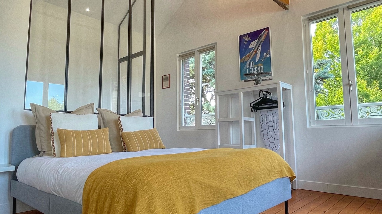 Photo of Bedroom in Montagny-Sainte-Felicite