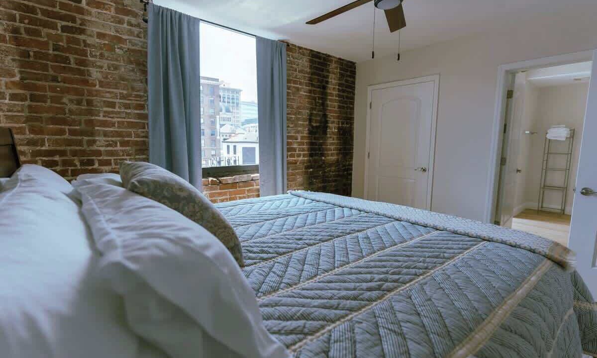 Photo of Bedroom in Downtown