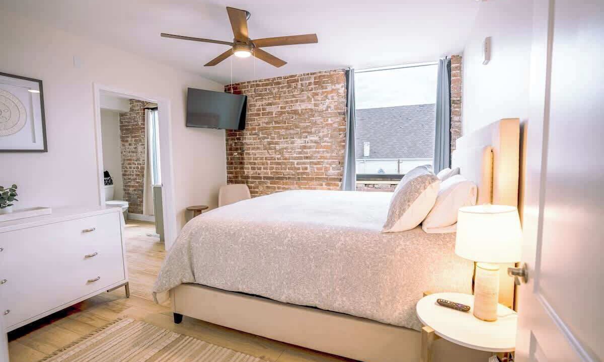 Photo of Bedroom in Downtown