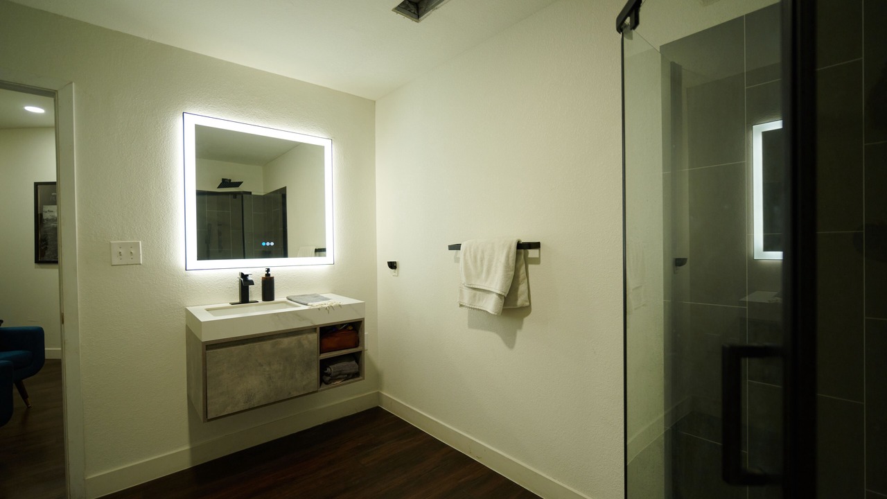 Photo of Bathroom in Smithville