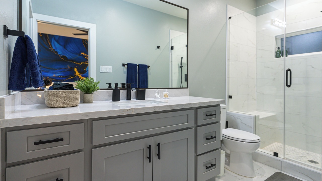 Photo of Bathroom in Greater Heights