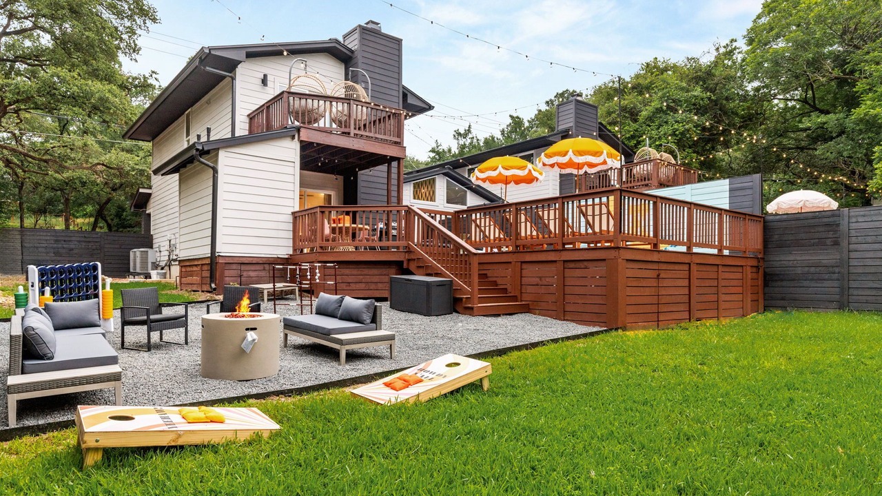 Photo of Patio Balcony in South Lamar
