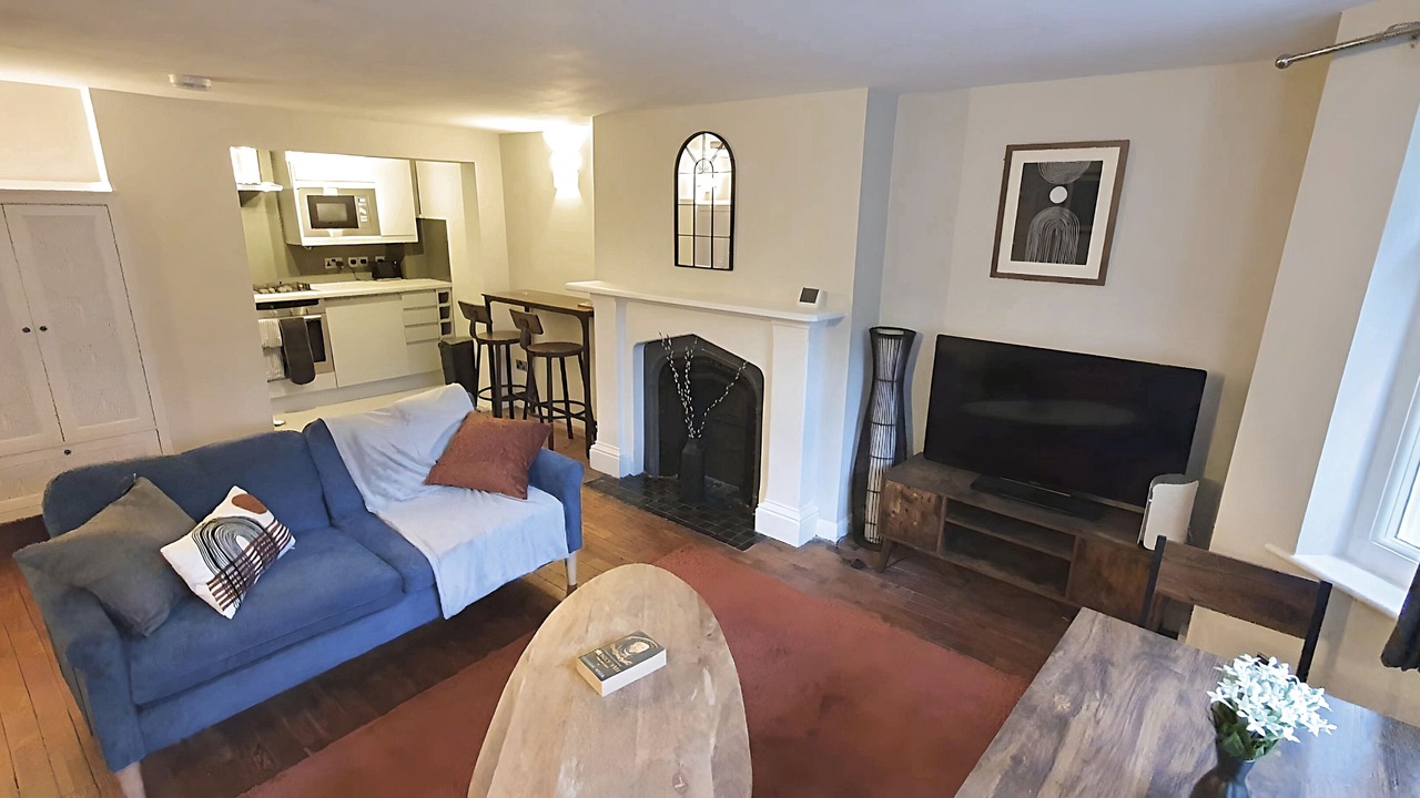 Photo of Bedroom in Reigate