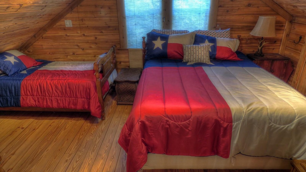 Photo of Bedroom in Leakey