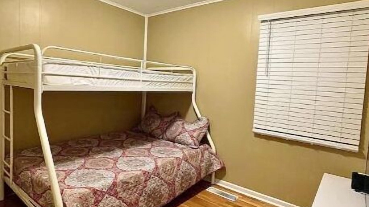Photo of Bedroom in Wilcoe