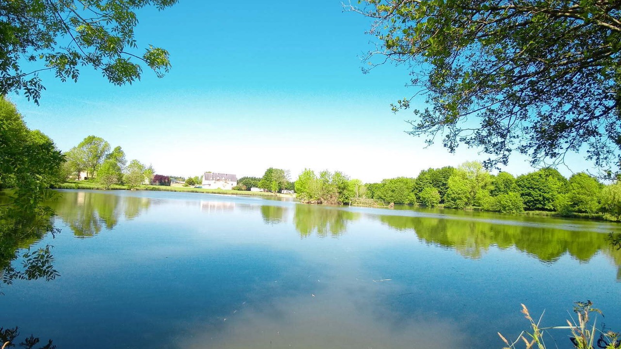 Photo of Others in Souvigne