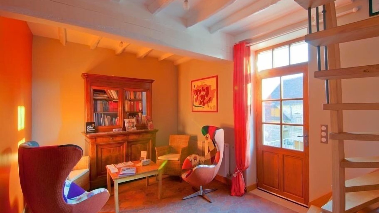 Photo of Others in Prehy