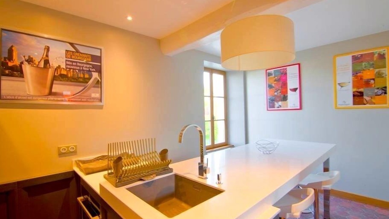 Photo of Others in Prehy